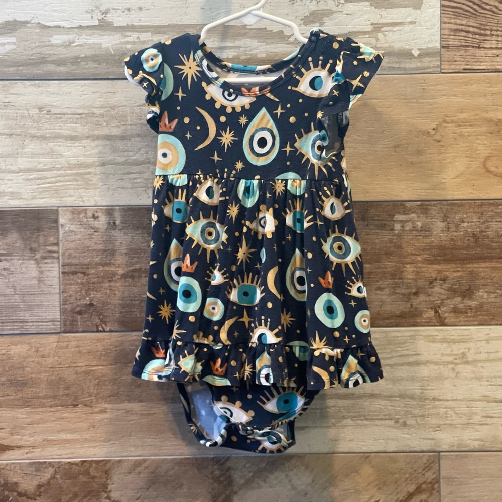 Posh Peanut Evil Eye 🧿 Cap Sleeve Bodysuit twirl